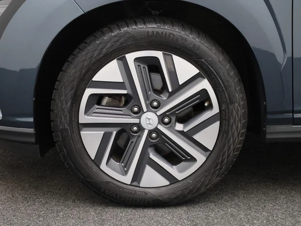 Hyundai Kona (2023) — foto 8 van 44