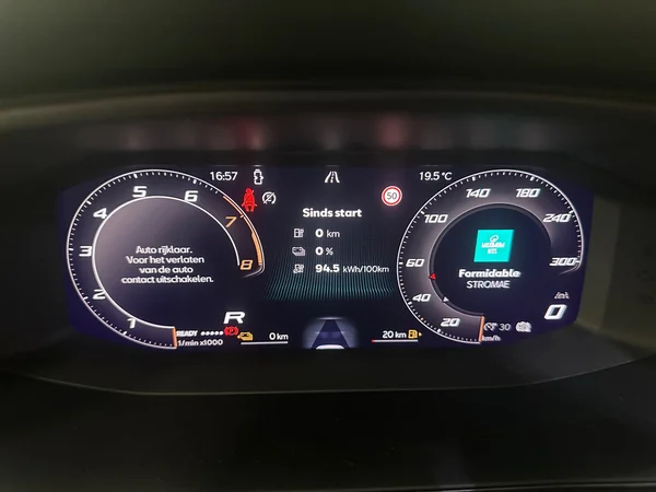 CUPRA Formentor e-Hybrid (PHEV) (2025) — foto 15 van 24