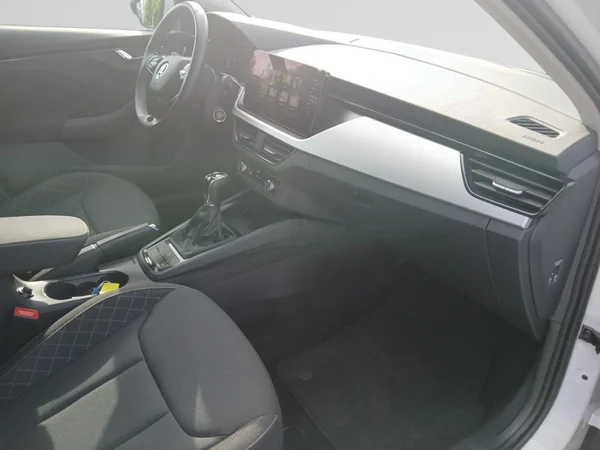 SKODA Scala (2022) — foto 6 van 21