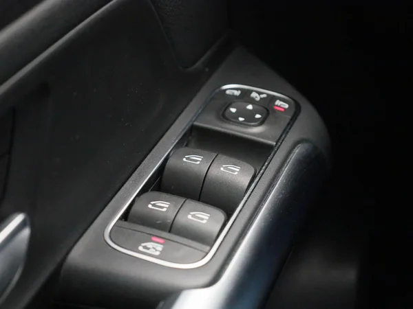 Mercedes-Benz EQA (2024) — foto 27 van 43