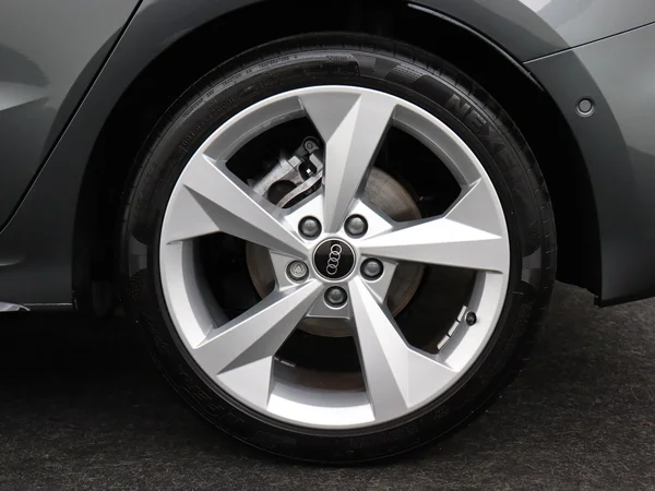 AUDI A3 Sportback (2025) — foto 14 van 18