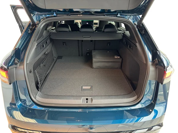 VOLKSWAGEN ID.7 Tourer (2025) — foto 15 van 23