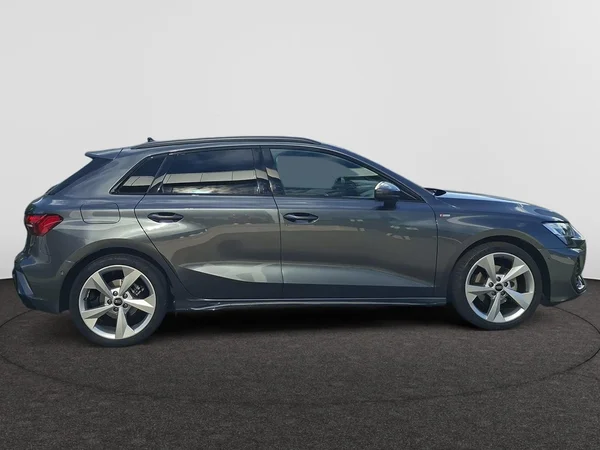 AUDI A3 Sportback (2025) — foto 21 van 24