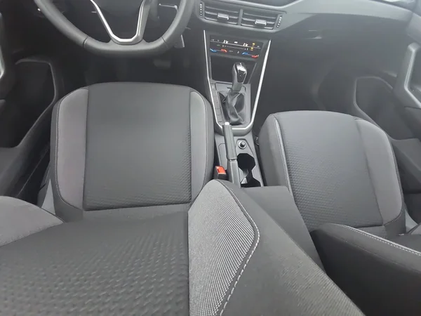 VOLKSWAGEN Polo (2026) — foto 6 van 24