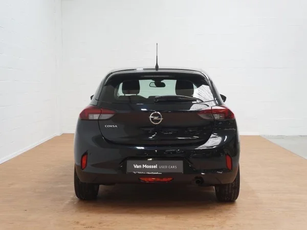 Opel Corsa (2022) — foto 10 van 12