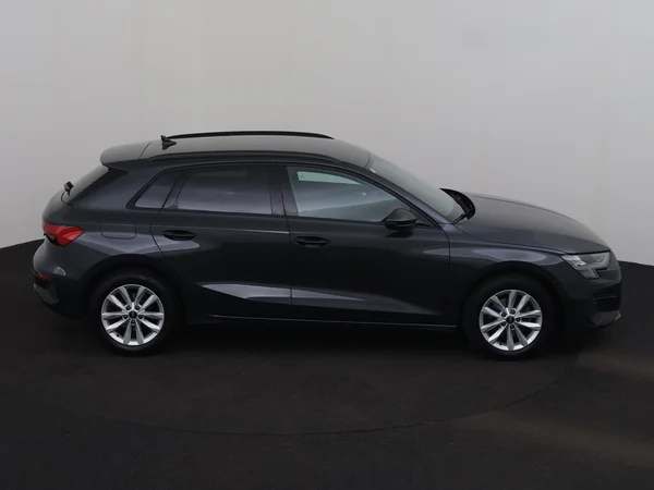 AUDI A3 (2022) — foto 23 van 27