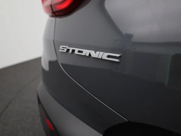 Kia Stonic (2022) — foto 21 van 34