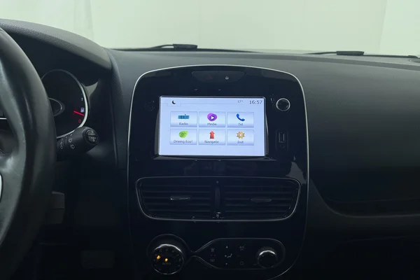 Renault Clio Iv Phase Ii (2017) — foto 3 van 18