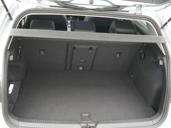 VOLKSWAGEN Golf VIII eHybrid (PHEV) (2026) — foto 8 van 25