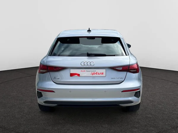 AUDI A3 Sportback (2024) — foto 14 van 21