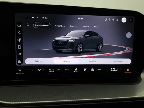AUDI Q3 SUV e-hybrid (PHEV) (2025) — foto 3 van 29