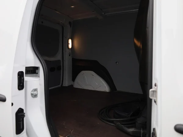 Renault Kangoo Z.E. (2020) — foto 5 van 42