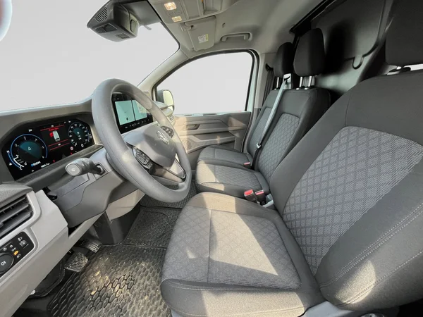 VOLKSWAGEN Transporter T7 28 Fou Lwb (2025) — foto 8 van 24