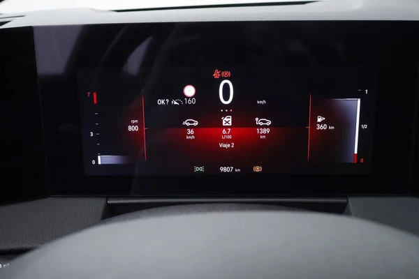 Opel Astra (2024) — foto 6 van 54