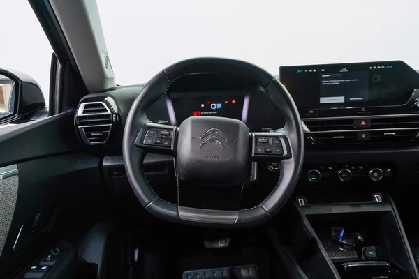 Citroen C4 (2024) — foto 9 van 86