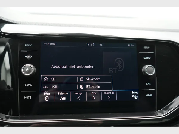 VOLKSWAGEN T-Cross (2019) — foto 10 van 22
