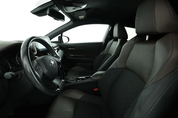 Toyota C-HR (2018) — foto 16 van 16