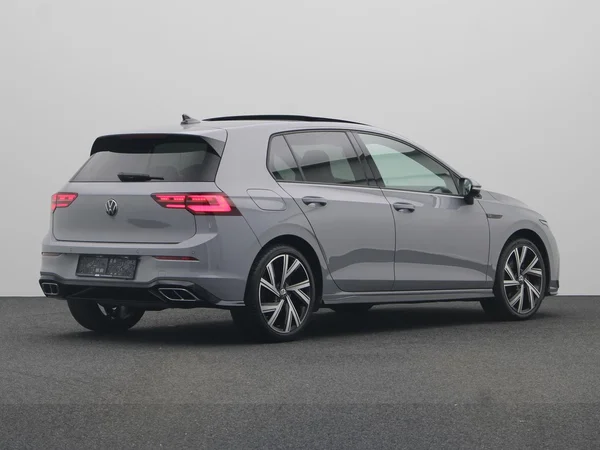 VOLKSWAGEN Golf VIII (2023) — foto 12 van 20