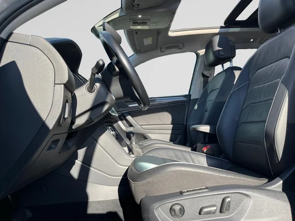VOLKSWAGEN Tiguan Allspace Dsl (2019) — foto 18 van 21