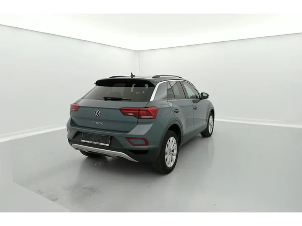 VOLKSWAGEN T-Roc (2024) — foto 26 van 36