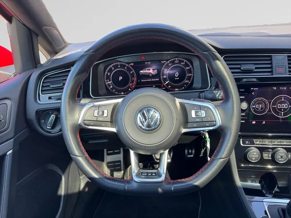 VOLKSWAGEN Golf VII GTI (2019) — foto 4 van 23