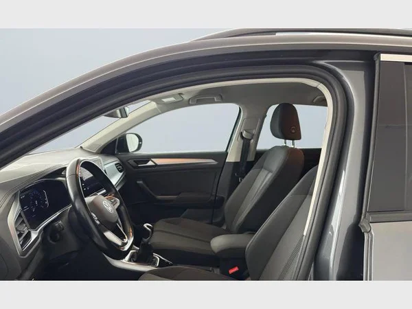 Volkswagen T-Roc (2022) — foto 27 van 27
