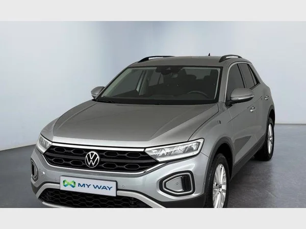 Volkswagen T-Roc (2023) — foto 1 van 27