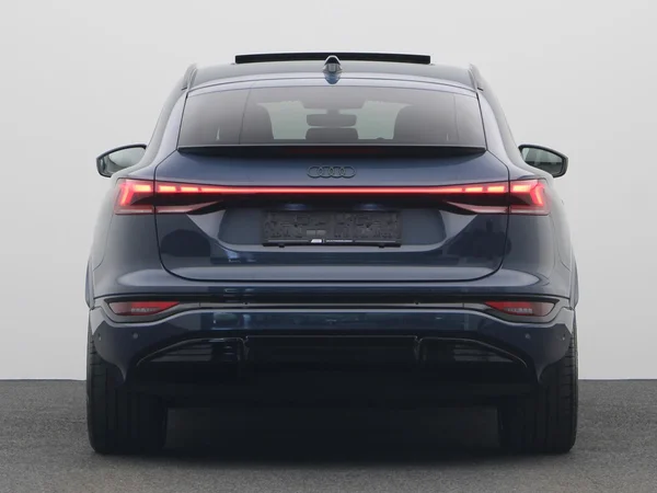 AUDI Q6 Sportback e-tron (2025) — foto 25 van 28