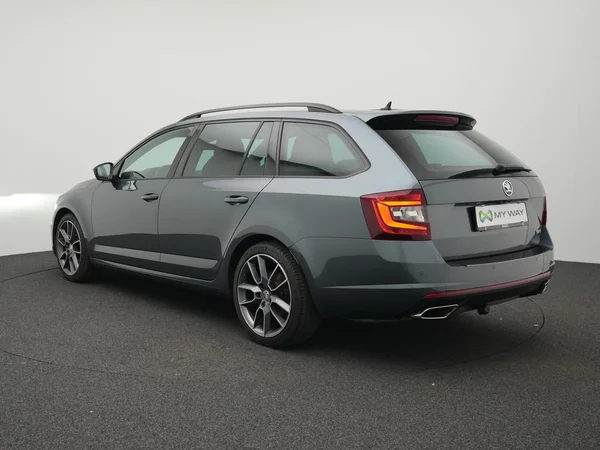 SKODA Octavia SW RS (2018) — foto 24 van 29