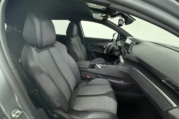 Peugeot 3008 (2024) — foto 9 van 24