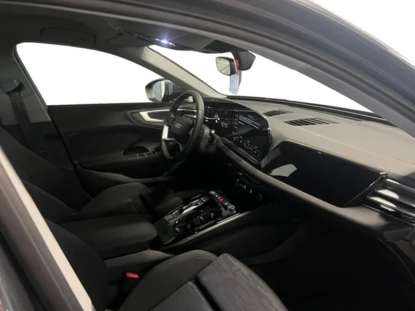 AUDI A5 (2025) — foto 14 van 24