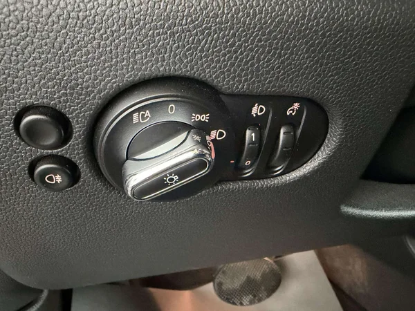 MINI One (2021) — foto 10 van 18