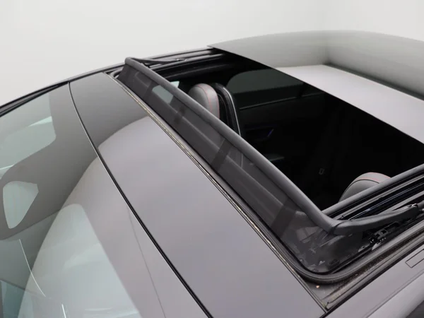 Mercedes-Benz EQE (2025) — foto 7 van 24