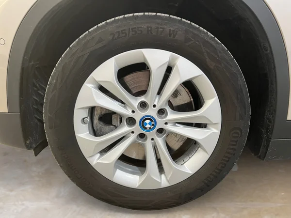 BMW X1 (2022) — foto 3 van 30