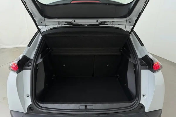 Peugeot 2008 (2025) — foto 13 van 17