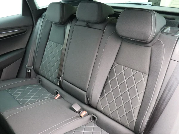 Škoda Karoq (2026) — foto 6 van 30