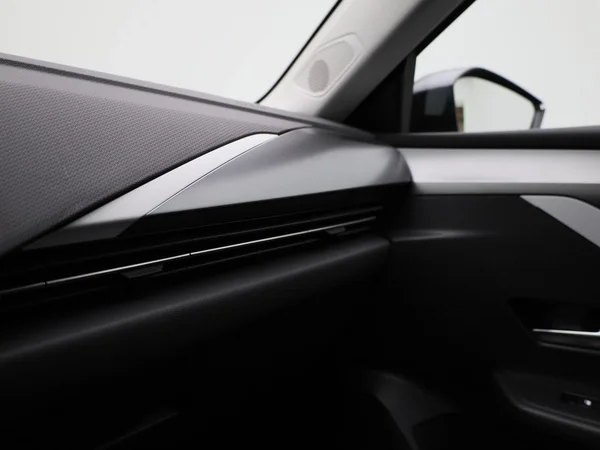 Opel Astra (2023) — foto 17 van 37