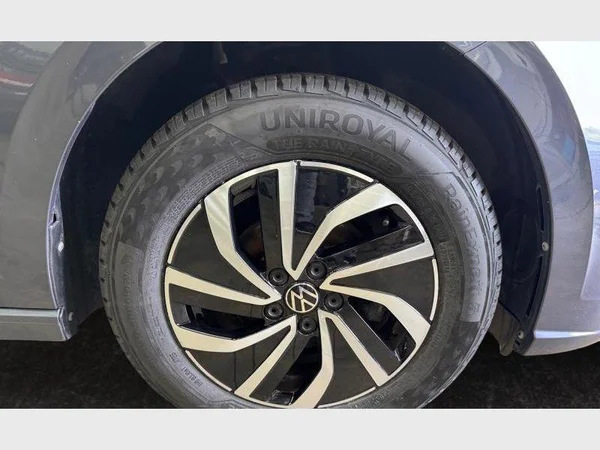 Volkswagen Polo (2024) — foto 26 van 27