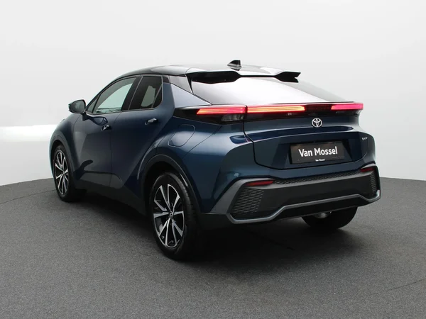 Toyota C-HR (2025) — foto 12 van 29