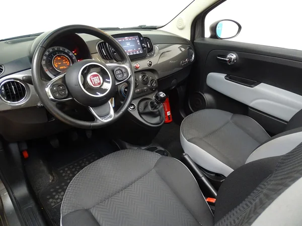 Fiat 500C (2017) — foto 5 van 23