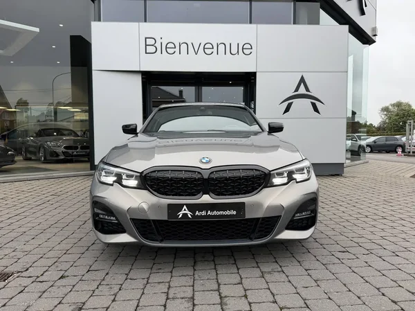 Bmw 318 (2022) — foto 12 van 27