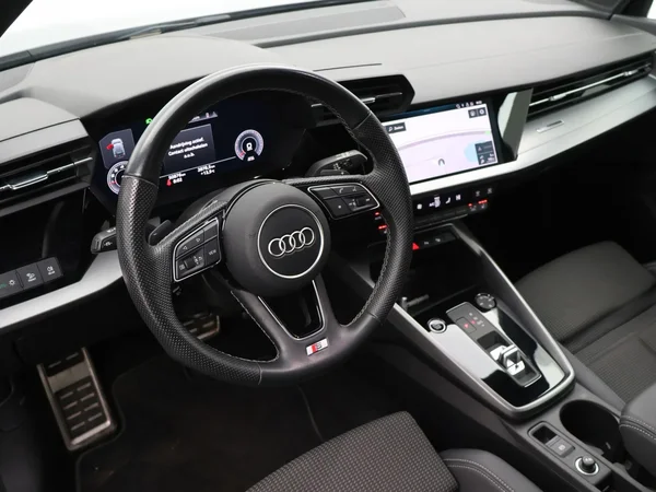 Audi A3 (2024) — foto 6 van 23