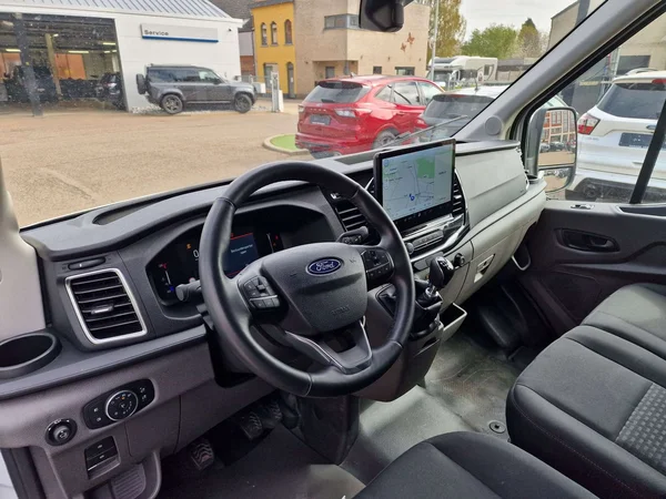 Ford Transit (2025) — foto 11 van 13