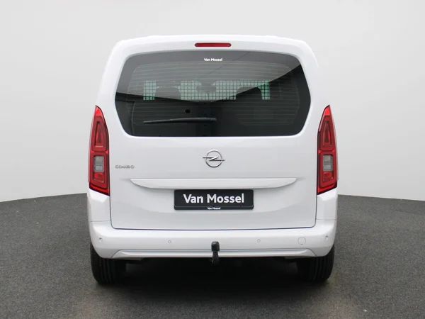 Opel Combo Life (2023) — foto 36 van 39