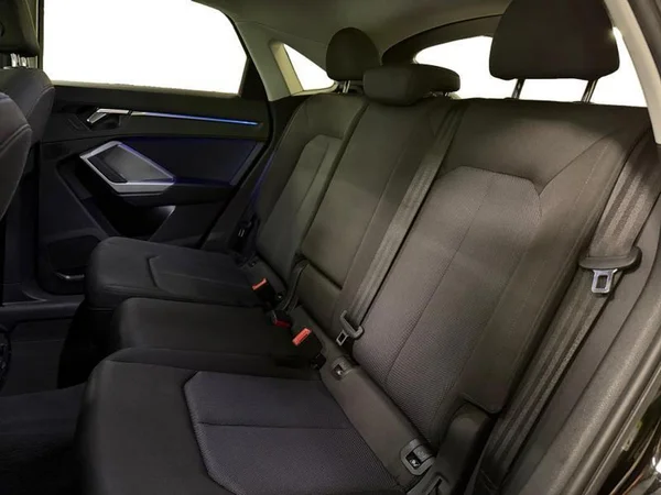 AUDI Q3 Sportback (2020) — foto 4 van 29
