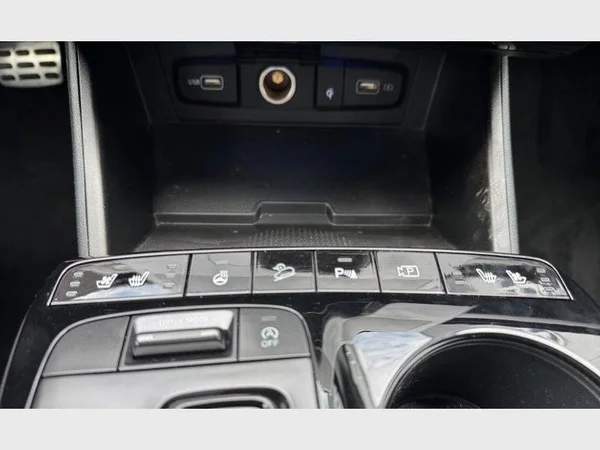 Hyundai TUCSON (2021) — foto 19 van 29