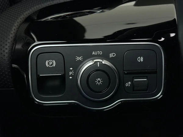 MERCEDES CLA 250 (2022) — foto 20 van 34