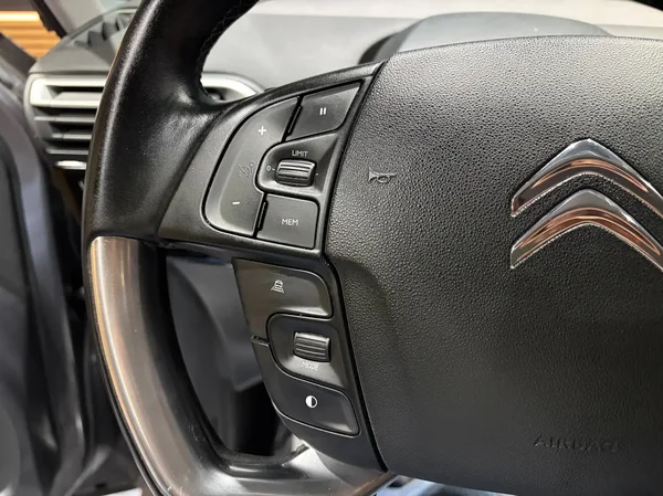 Citroen C4 (2019) — foto 3 van 27