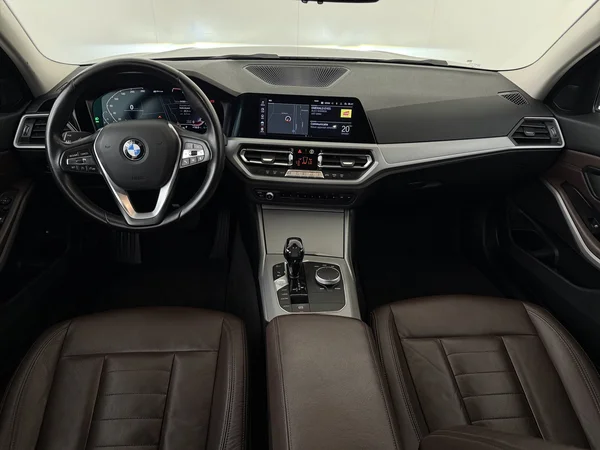 BMW 330 (2020) — foto 30 van 30
