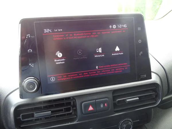 Citroën Berlingo (2021) — foto 2 van 16